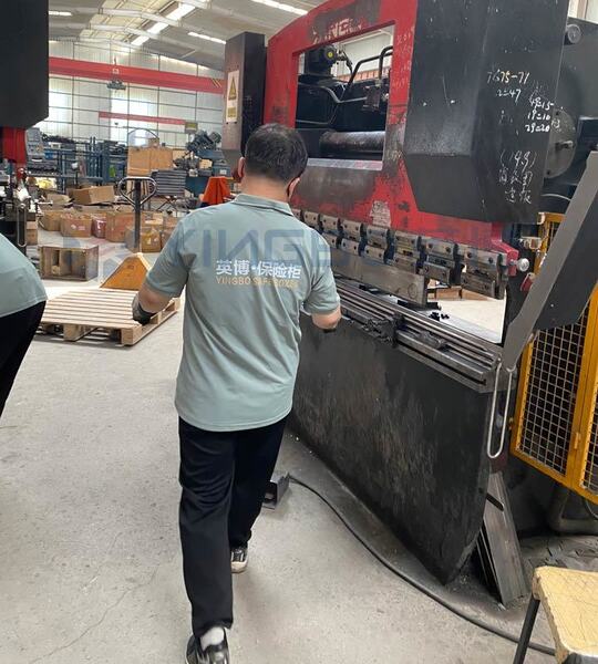 Hebei Yingbo Safe Boxes Co., Ltd linea di produzione del fabbricante